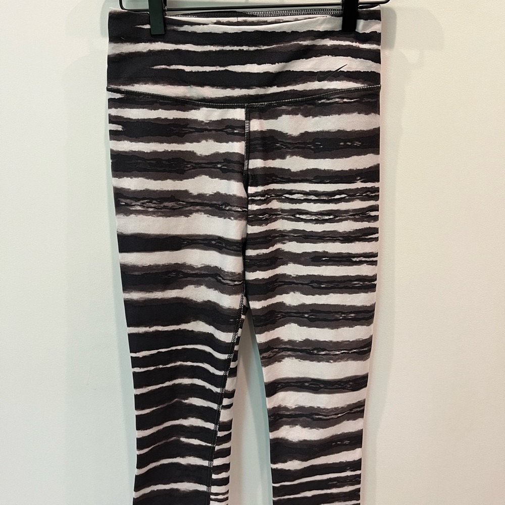 Nike DriFit Leggings - Black/White/Gray - X SMALL